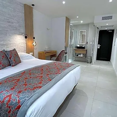 Confidentiel Hotel Saint-Raphaël